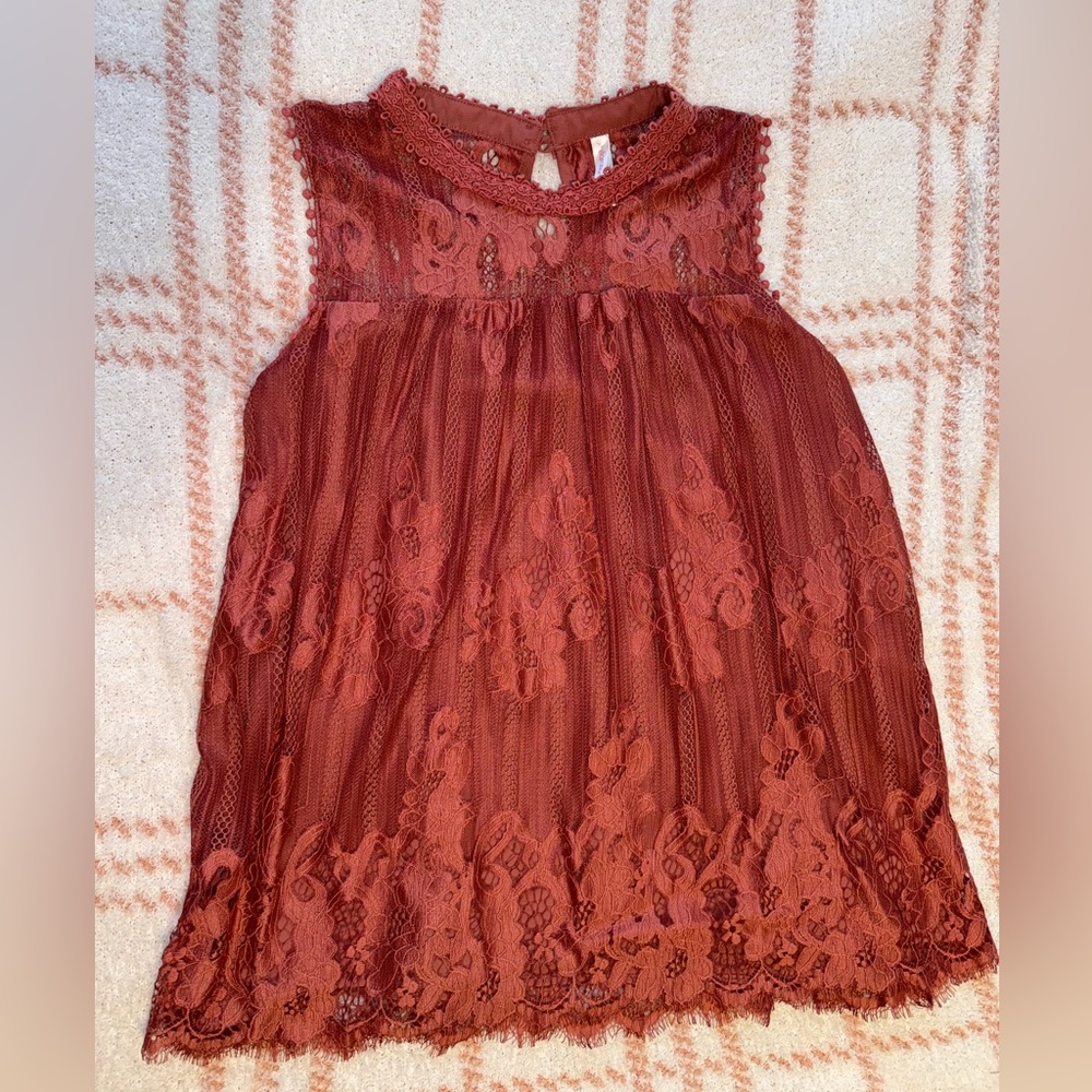 Xhilaration large flowy rose colored lace tank